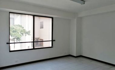 PR15767 Local en arriendo en el sector La Candelaria, Medellin