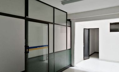 PR15767 Local en arriendo en el sector La Candelaria, Medellin