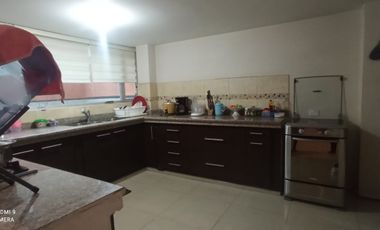 Venta, Departamento Dúplex, 182 Metros, Carcelen bajo, La Delicia, Norte Quito