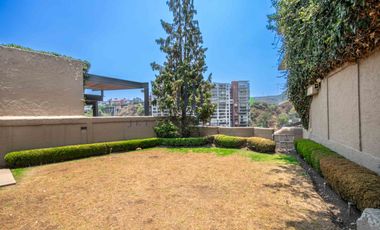 Casa en venta - La Herradura - 4 recamaras - Jardin y terraza