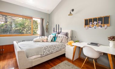 Casa en venta - La Herradura - 4 recamaras - Jardin y terraza