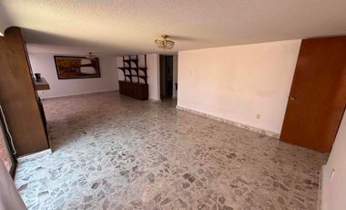 Excelente casa cerca Plaza Minas, Herradura