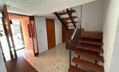 Excelente casa cerca Plaza Minas, Herradura