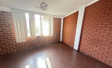 VENDO FUNCIONAL CASA EN MAYORAZGO