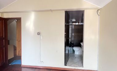 VENDO FUNCIONAL CASA EN MAYORAZGO