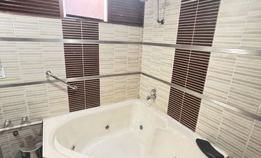 VENDO FUNCIONAL CASA EN MAYORAZGO