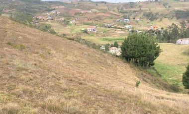 Oportunidad, terreno en venta 4.250m2 entre Zhucay y Tarqui $54.000dlrs.