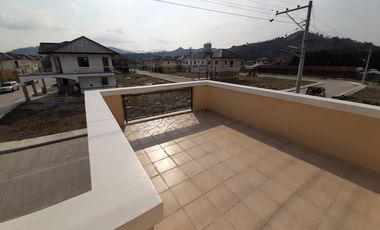 4 Bedroom Elsa Model in Tierra Verde Subic Along the Highway