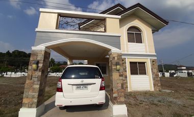 4 Bedroom Elsa Model in Tierra Verde Subic Along the Highway