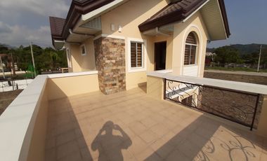 4 Bedroom Elsa Model in Tierra Verde Subic Along the Highway
