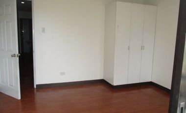 Townhouse for Rent Valenzuela Karuhatan SM Valenzuela Fatima