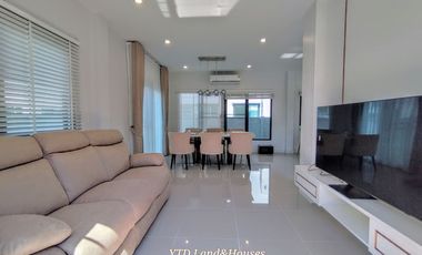 For sale/rent , 2-story semi-detached house, in the Grand Pleno Sukhumvit-Bangna.