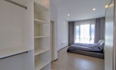 For sale/rent , 2-story semi-detached house, in the Grand Pleno Sukhumvit-Bangna.