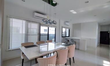 For sale/rent , 2-story semi-detached house, in the Grand Pleno Sukhumvit-Bangna.
