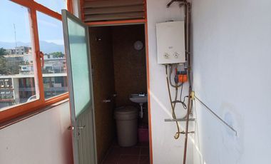 Oficina con terraza en el centro de Cuernavaca, Ubicada en calle Lic. Ignacio L. Rayón