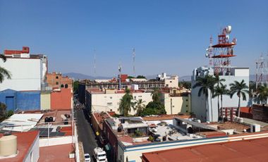 Oficina con terraza en el centro de Cuernavaca, Ubicada en calle Lic. Ignacio L. Rayón
