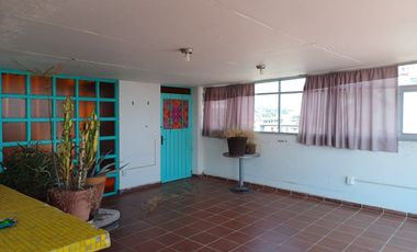 Oficina con terraza en el centro de Cuernavaca, Ubicada en calle Lic. Ignacio L. Rayón