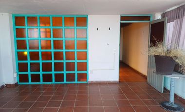 Oficina con terraza en el centro de Cuernavaca, Ubicada en calle Lic. Ignacio L. Rayón