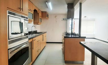 PR15992 Venta de casa en el sector El Diamante