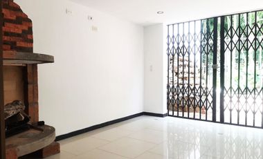 PR15992 Venta de casa en el sector El Diamante