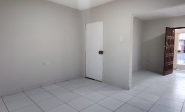 VENDO CASA DE UN PISO EN LA URB.PIURA. AV.KENNEDY
