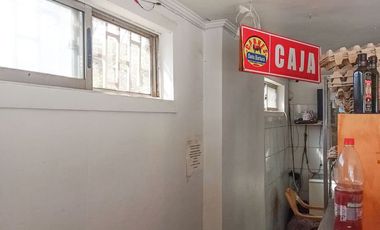 León Propiedades vende 3 locales comerciales en Avenida principal, Curacavi
