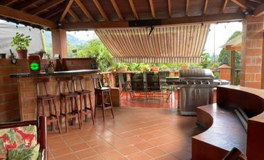 PR16047 Venta de casa en el sector La Miel