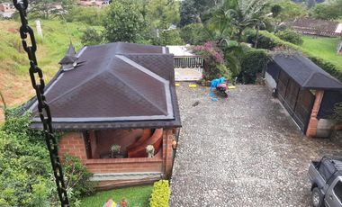 PR16047 Venta de casa en el sector La Miel