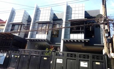 3 Storey Elegant Townhouse for sale in Project 8 Quezon City Near Congressional Avenue, EDSA Munoz, Mindanao Avenue, Tandang Sora