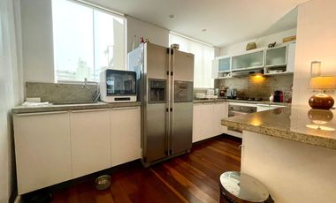 VENDO LINDO DUPLEX 2 DORMITORIOS - 1 COCHERA - MUY CERCA A PARQUE MELITÓN PORRAS - ZONA LA DALMACIA