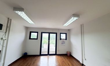 For Sale townhouse, home office, Bangna-Trad, near Raffles American School, Princ Hospital, The Forestia, Mega Bangna, Suvarnabhumi International Airp