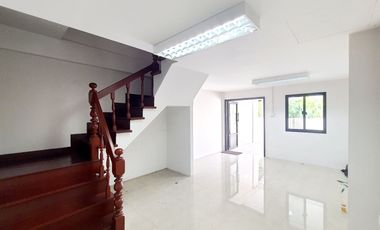 For Sale townhouse, home office, Bangna-Trad, near Raffles American School, Princ Hospital, The Forestia, Mega Bangna, Suvarnabhumi International Airp