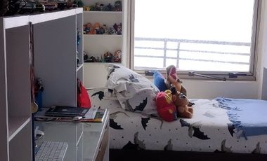 Arriendo dpto en Av Edmundo Eluchans Concon:                                        3 dormitorios                                     2 baños                                      Cocina independiente                    2 terrazas al aire libre, una grande con hermosa vista panorámica                                        2 estacionamientos techados