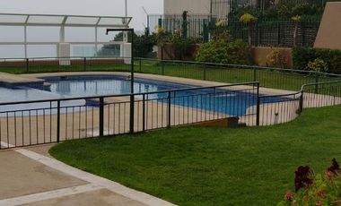 Arriendo dpto en Av Edmundo Eluchans Concon:                                        3 dormitorios                                     2 baños                                      Cocina independiente                    2 terrazas al aire libre, una grande con hermosa vista panorámica                                        2 estacionamientos techados