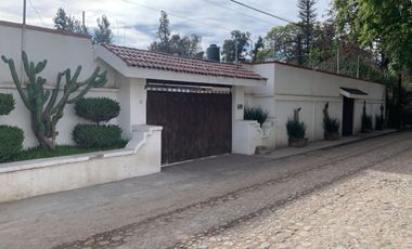 CASA EN RENTA A DOS CUADRAS DE RESIDENCIAL MAYORAZGO, LEÓN GTO