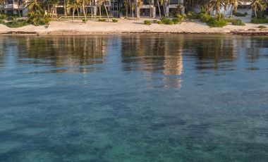 Espectacular villas con penthouse privado frente al mar