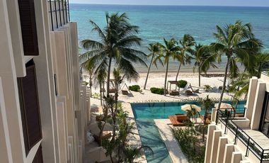 Espectacular villas con penthouse privado frente al mar