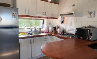 Lindo departamento de 2 habitaciones y 2 baños con estacionamiento y bodega