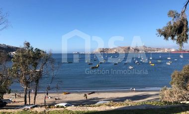 Lindo departamento de 2 habitaciones y 2 baños con estacionamiento y bodega