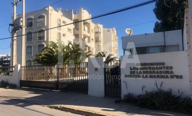 Lindo departamento de 2 habitaciones y 2 baños con estacionamiento y bodega