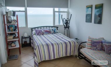 PENTHOUSE FRENTE AL MAR EN CORONADO, PANAMÁ