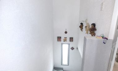 Casa Habitación (2 niveles) equipada, lista para habitar