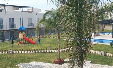 VENTA DE CASA PARA INVERSION CON ALBERCA  CERCA DE CUAUTLA
