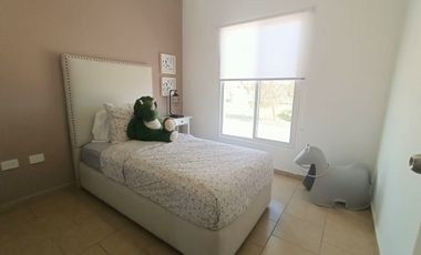 Casa en VENTA ¡Un lugar ideal para vivir en familia, dentro de privada con alberca