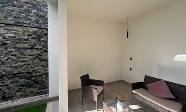 CASA EN VENTA CON RECÁMARA EN PB. FRACC. PASEO DEL PARQUE CON CASA CLUB, GIMNASIO, CANCHAS DEPORTIVAS