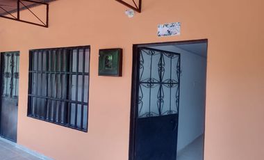 Se arrienda casa remodelada