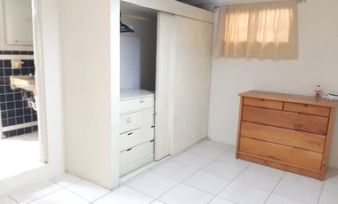 Suite de alquiler en Urdesa, planta baja, aceptan mascotas.