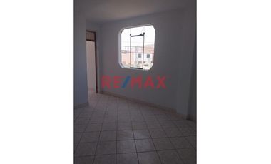 Linda Casa En Chimbote. Florida Baja ID 1088238