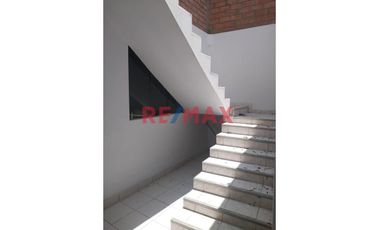 Linda Casa En Chimbote. Florida Baja ID 1088238