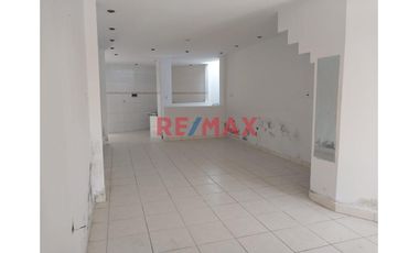 Linda Casa En Chimbote. Florida Baja ID 1088238